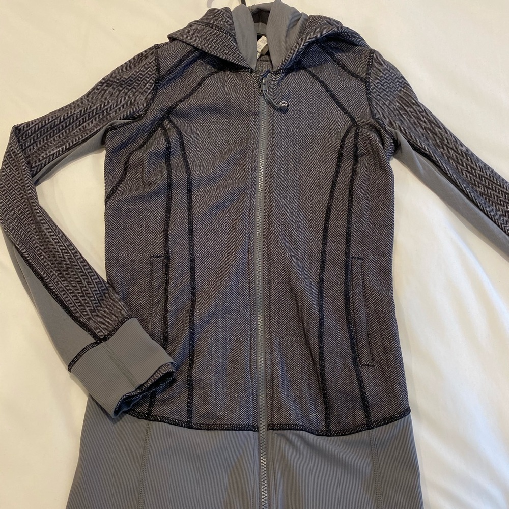 Lululemon zip up